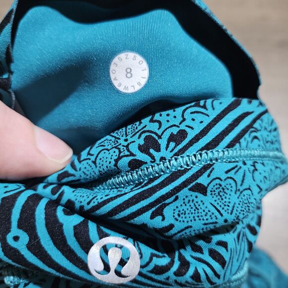 Lululemon Womens In Movement Crop Everlux 19" Kitakami Spirit Green Black size 8 - Picture 7 of 7